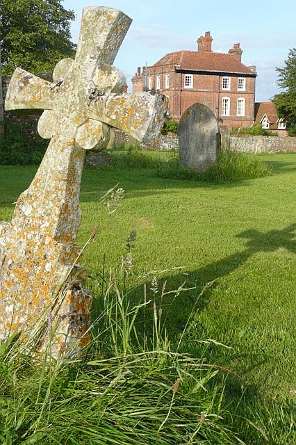 Reading Writing About&nbsp;Epitaphs